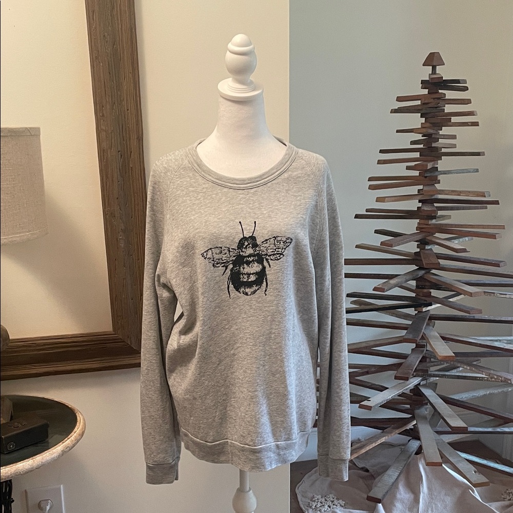 Abejas Round Top Texas Bee Sweatshirt – Size Large